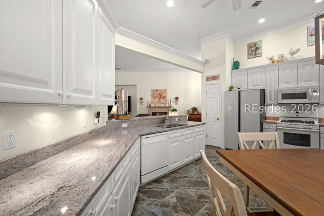 5 Glenwood Springs Ct, Bluffton, SC 29910