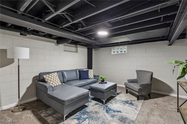 6900 Glenwood Avenue, Boardman, OH 44512