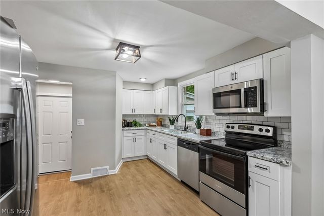 6900 Glenwood Avenue, Boardman, OH 44512
