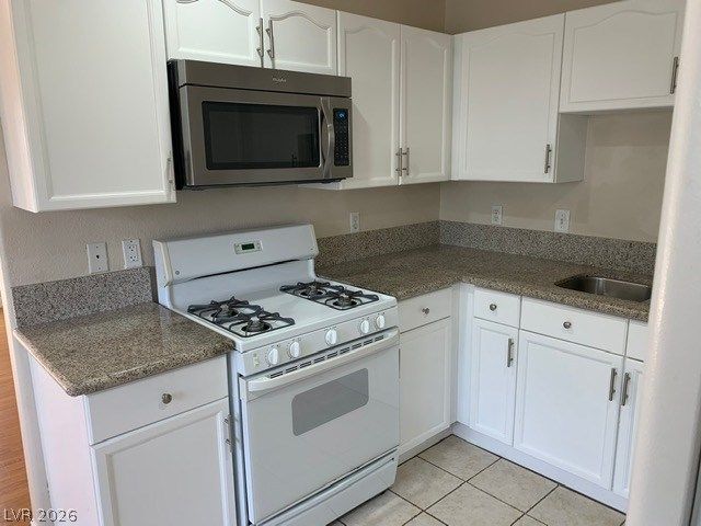 424 PINE HAVEN Street 105, Las Vegas, NV 89144