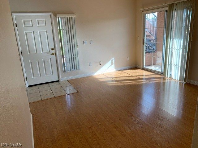 424 PINE HAVEN Street 105, Las Vegas, NV 89144