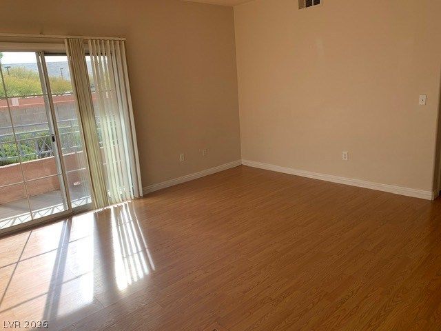 424 PINE HAVEN Street 105, Las Vegas, NV 89144