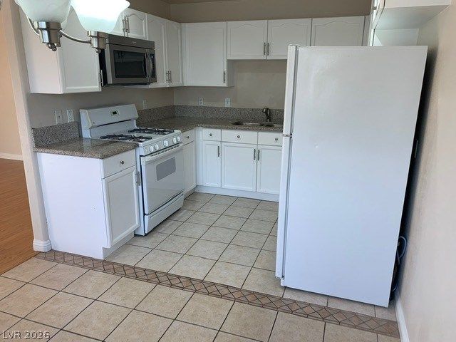 424 PINE HAVEN Street 105, Las Vegas, NV 89144