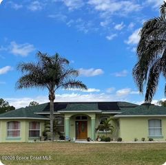 283 Umber Street NW, Palm Bay, FL 32907