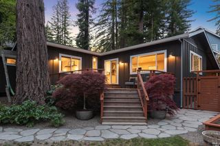 19070 Ridgecrest Dr, Guerneville, CA 95446