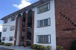 2420 Johnson St 202, Hollywood, FL 33020