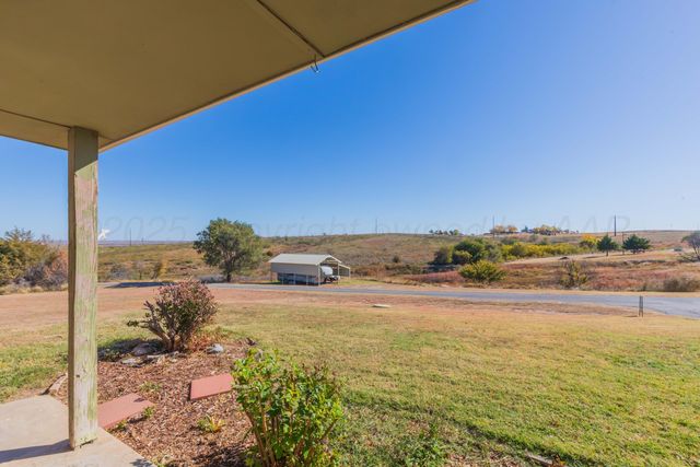 134 Eddie Street, Canadian, TX 79014