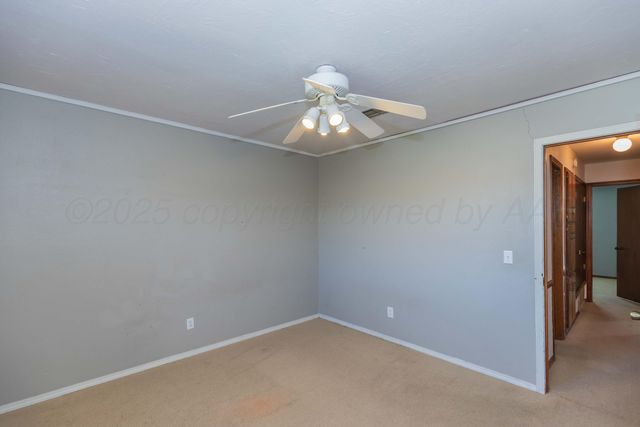 134 Eddie Street, Canadian, TX 79014