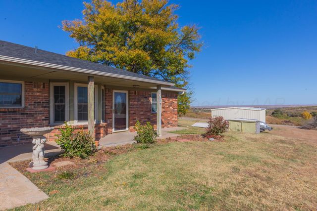 134 Eddie Street, Canadian, TX 79014