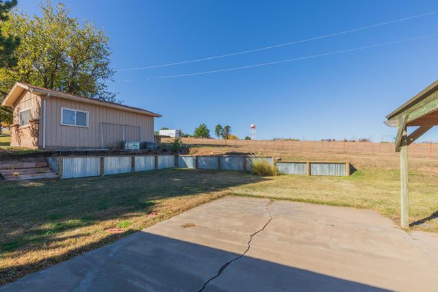 134 Eddie Street, Canadian, TX 79014