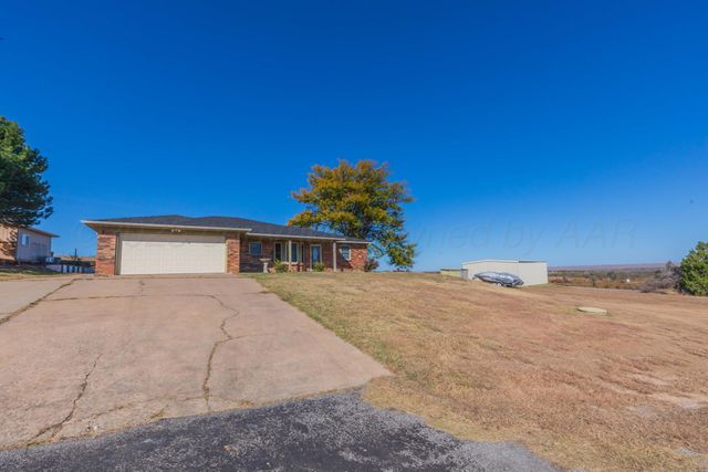 134 Eddie Street, Canadian, TX 79014