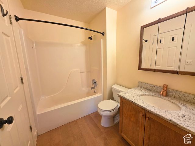 363 E 2300 N, North Ogden, UT 84414