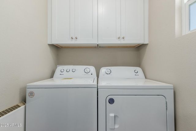 33450 S RIVER BEND Road, Black Canyon City, AZ 85324