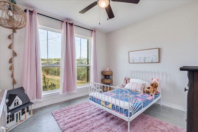 1172 Limestone DR, Lampasas, TX 76550