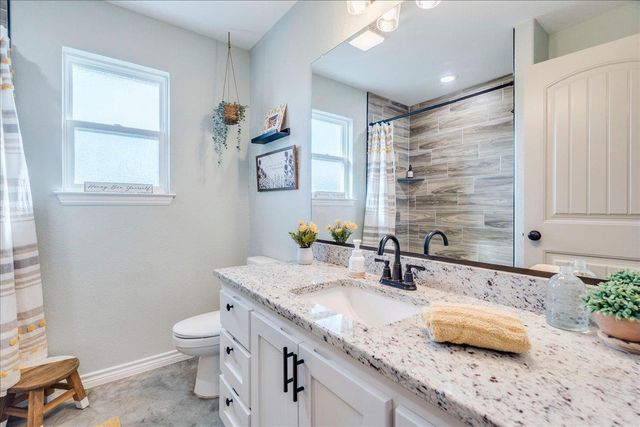 1172 Limestone DR, Lampasas, TX 76550