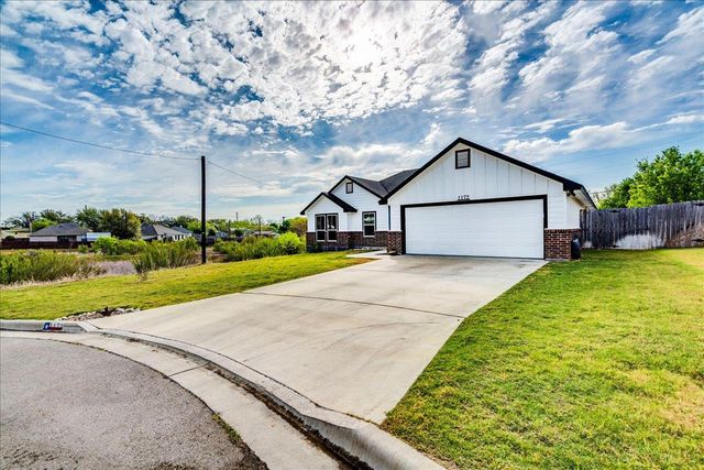 1172 Limestone DR, Lampasas, TX 76550