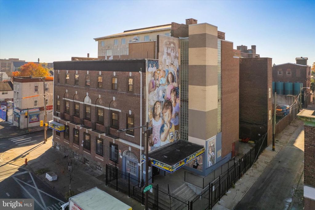 152-60 W LEHIGH AVE, Philadelphia, PA 19133