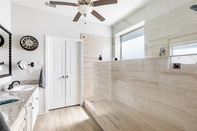 500 Road 66111, Dayton, TX 77535