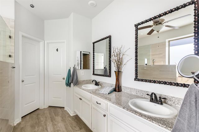 500 Road 66111, Dayton, TX 77535