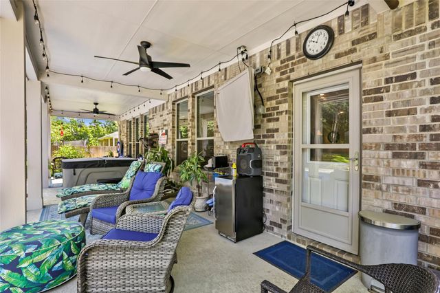 500 Road 66111, Dayton, TX 77535