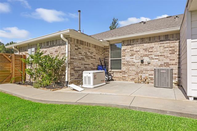 500 Road 66111, Dayton, TX 77535