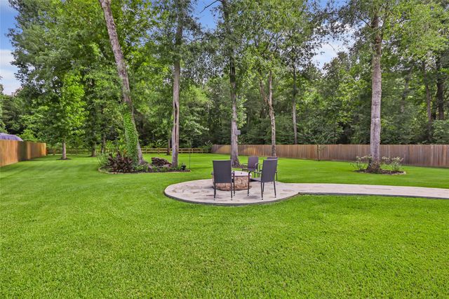 500 Road 66111, Dayton, TX 77535