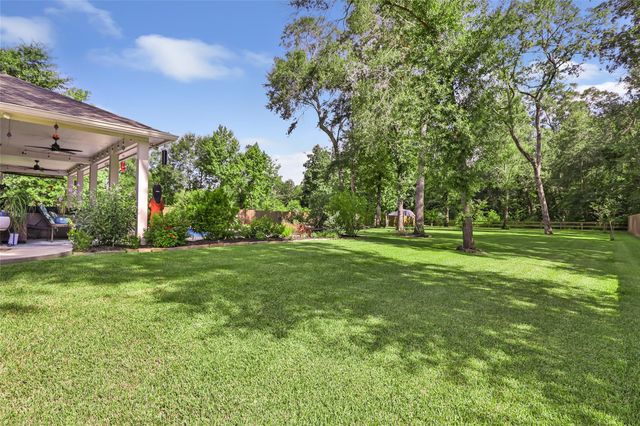 500 Road 66111, Dayton, TX 77535