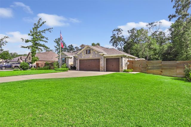 500 Road 66111, Dayton, TX 77535