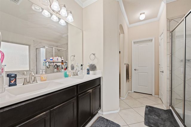 8221 Black Hills Trail, Aubrey, TX 76227