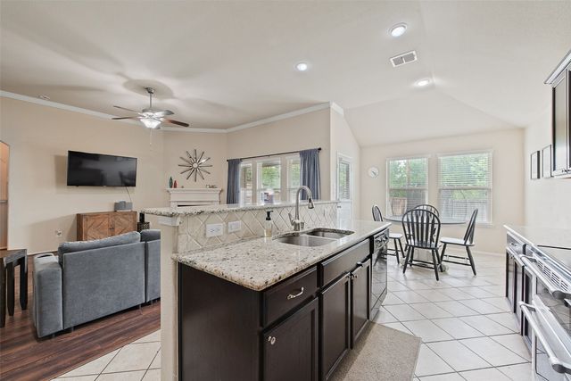 8221 Black Hills Trail, Aubrey, TX 76227