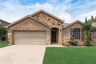 8221 Black Hills Trail, Aubrey, TX 76227