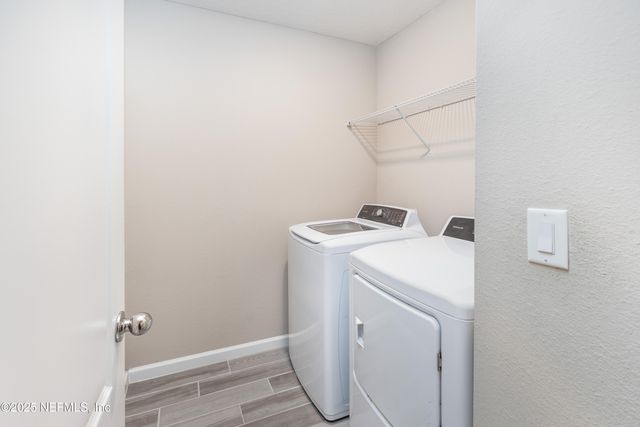 10307 BENSON LAKE Drive, Jacksonville, FL 32222