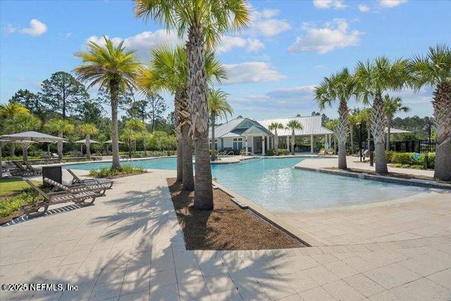 10307 BENSON LAKE Drive, Jacksonville, FL 32222