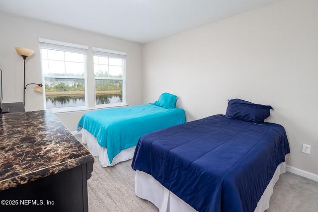 10307 BENSON LAKE Drive, Jacksonville, FL 32222