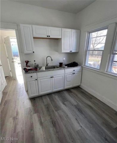 9700 Fuller Avenue, Cleveland, OH 44104