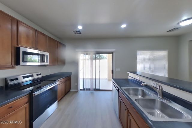 10208 W WIER Avenue, Tolleson, AZ 85353