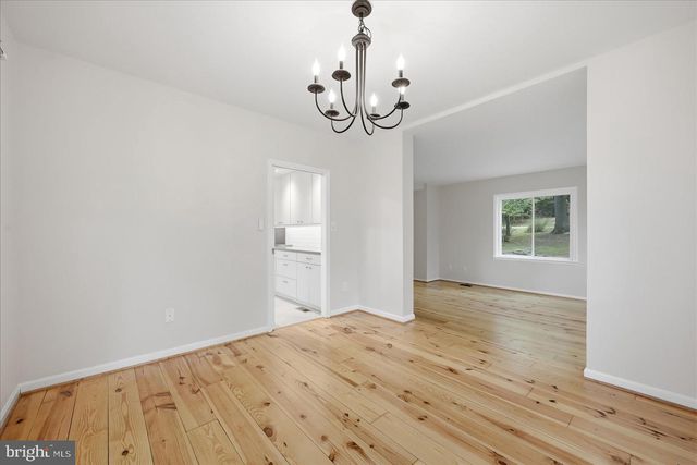 509 CEDAR LN, Bluemont, VA 20135