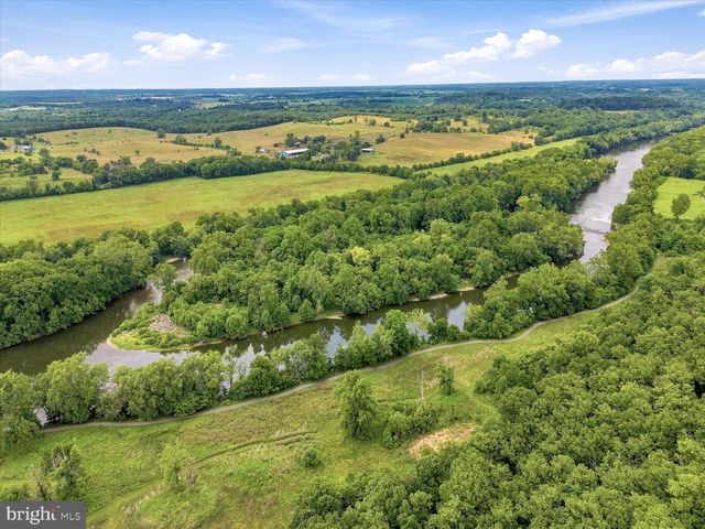 509 CEDAR LN, Bluemont, VA 20135