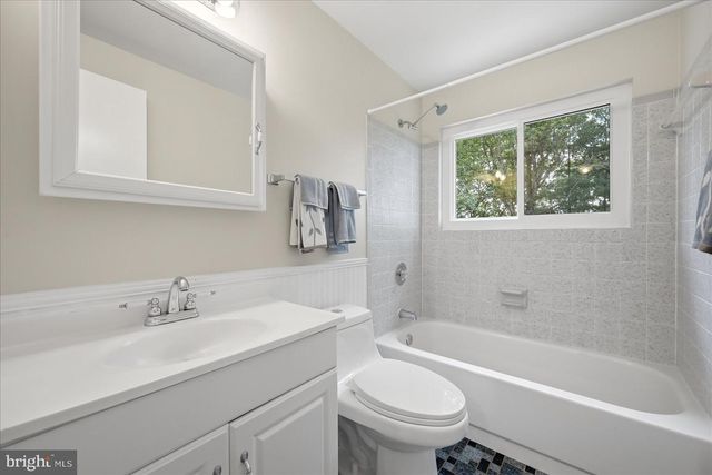509 CEDAR LN, Bluemont, VA 20135