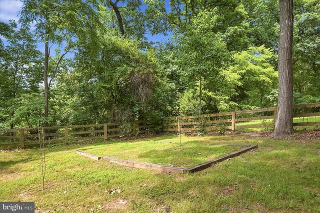 509 CEDAR LN, Bluemont, VA 20135
