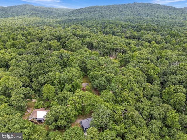 509 CEDAR LN, Bluemont, VA 20135