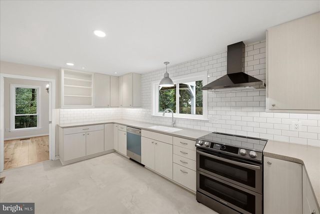 509 CEDAR LN, Bluemont, VA 20135