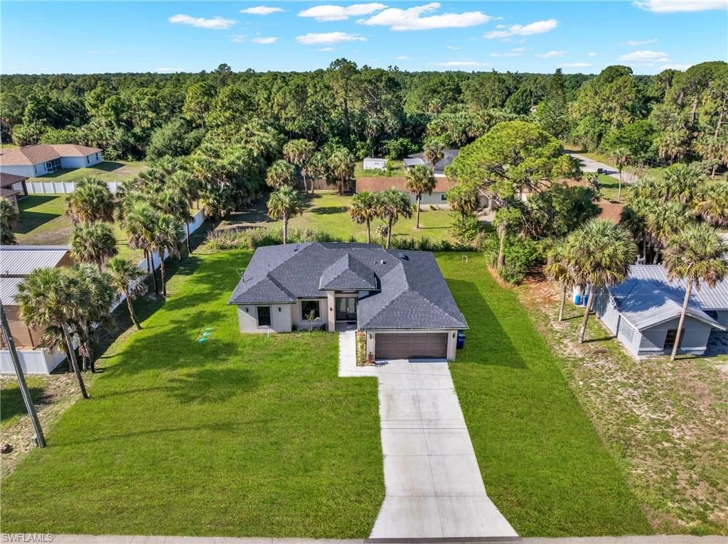 205 7th ST, LEHIGH ACRES, FL 33972 — photo 3