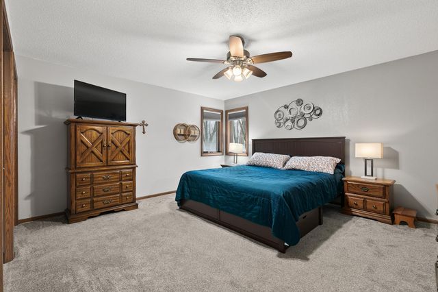 1954 W Highview Drive, Sauk Rapids, MN 56379