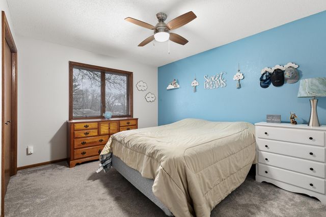 1954 W Highview Drive, Sauk Rapids, MN 56379