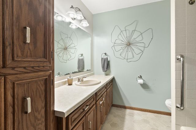 1954 W Highview Drive, Sauk Rapids, MN 56379