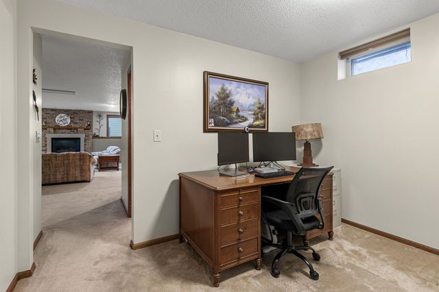 1954 W Highview Drive, Sauk Rapids, MN 56379