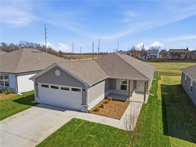 877 N Buckeye Street, Gardner, KS 66030