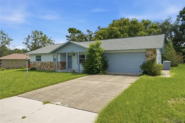 416 W Buttonbush Drive, Beverly Hills, FL 34465
