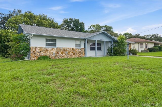 416 W Buttonbush Drive, Beverly Hills, FL 34465